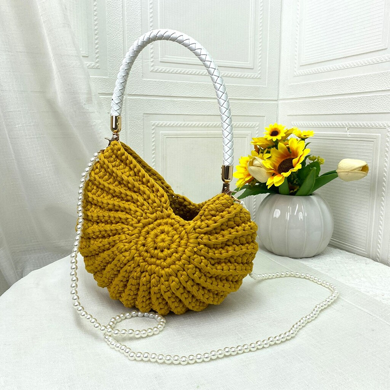 Hand-crocheted Seashell Bag