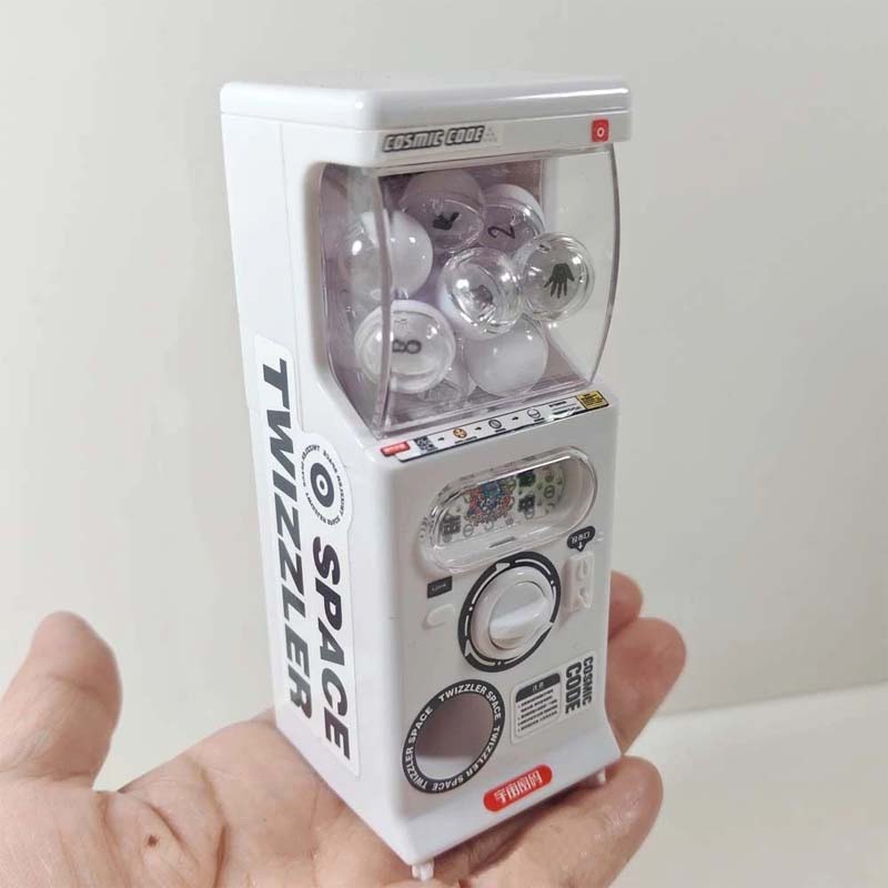 🎁 Mini Capsule Toy Machine（Color is random）