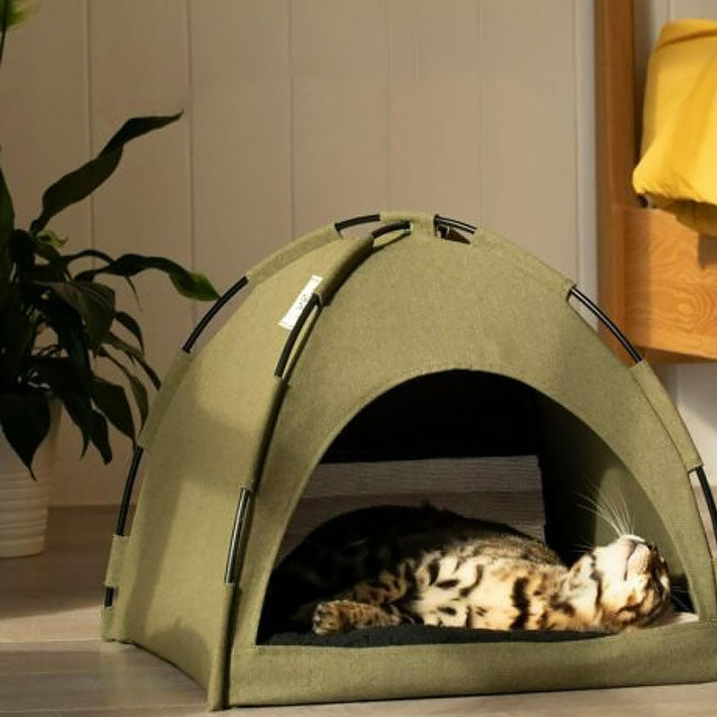 Outdoor Pet Kennel Tent