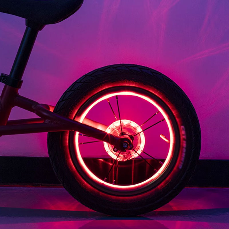 Bicycle night riding hub light