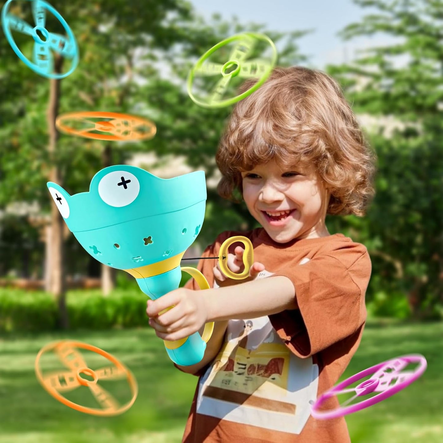 Children's Flying Saucer Launching Chase Toy
